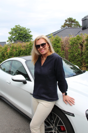 Linen tops for women