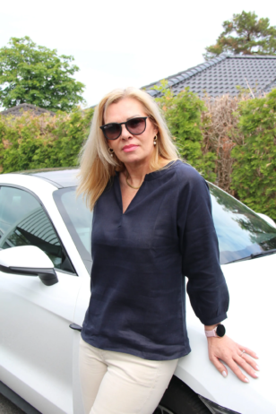 Linen clothing for women